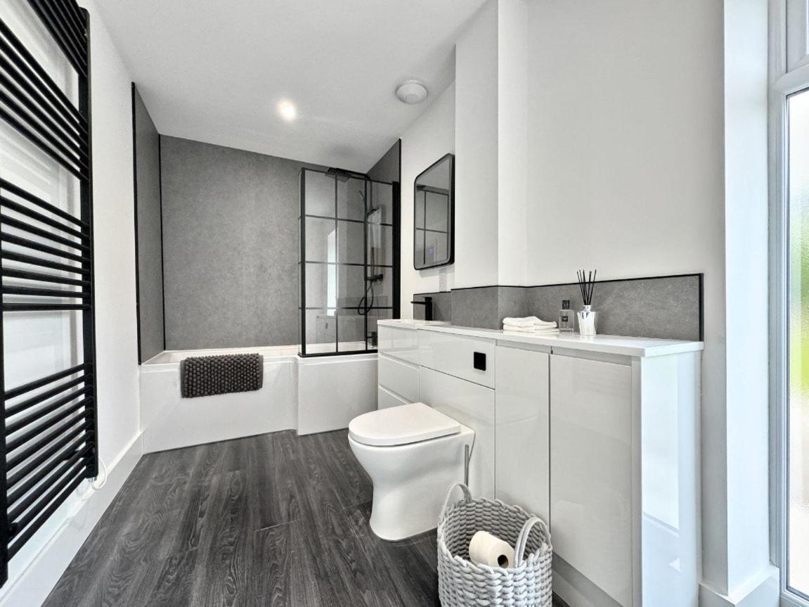Fairfield House Villa คาร์ลไอเอิล ภายนอก รูปภาพ